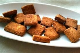 Canistrelli salés à la châtaigne et aux herbes au Thermomix