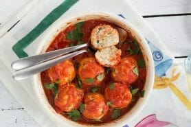Boulettes de ricotta sauce tomate au Thermomix