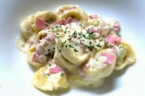 Tortellini sauce crémeuse au jambon