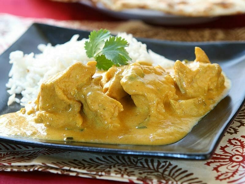 Poulet au riz et à la crème de curry : Recette de Poulet au riz et à la  crème de curry