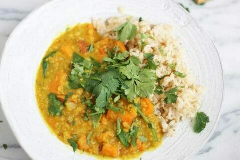 Dhal de patate douce et de lentilles corail