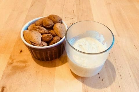 Yaourt végétal au lait d’amandes