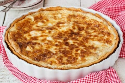 Quiche au thon et aux noisettes