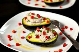 Avocats aux rillettes de thon au basilic au Thermomix