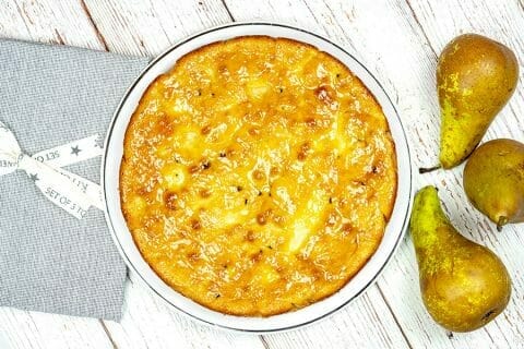 Gâteau des femmes pressées poires et chocolat