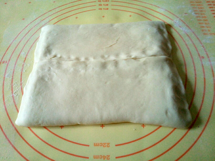 Pains au chocolat au Thermomix façonnage étape 2