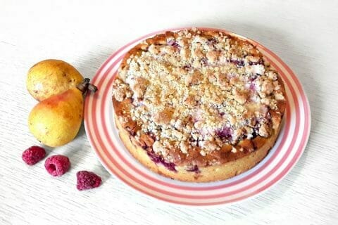 Gâteau poires, framboises et ricotta