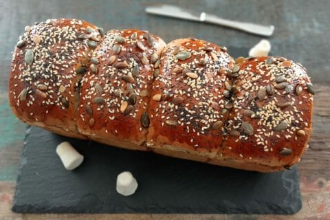 Pain de mie aux blancs d?oeufs et aux graines de céréales