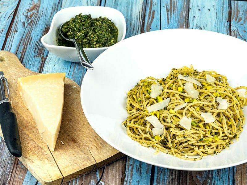 Spaghettis au pesto de menthe fraîche au Thermomix