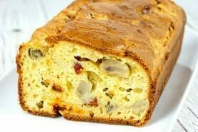 Cake aux artichauts et tomates confites au Thermomix