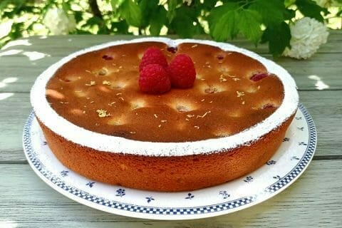 Gâteau à la ricotta, amandes et framboises