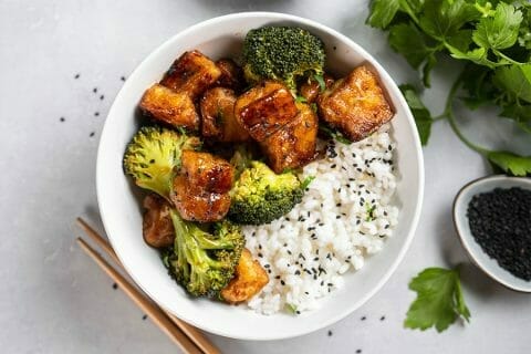 Tofu sauté aux graines de sésame