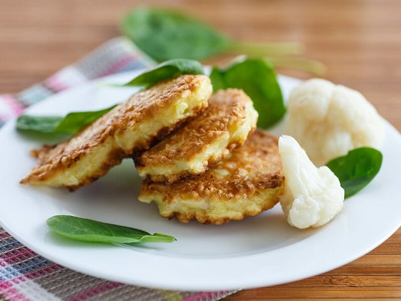 Galettes de chou-fleur et sauce yaourt au Thermomix