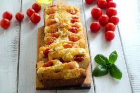 Cake tomates mozzarella et lardons au Thermomix