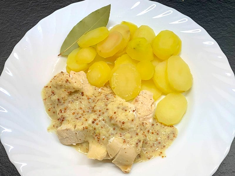 Filets de poulet, sauce moutarde et pommes de terre au Thermomix
