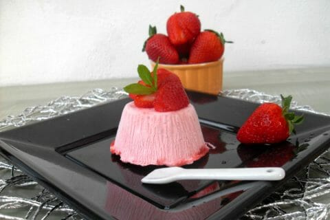 Parfait glacé aux fraises