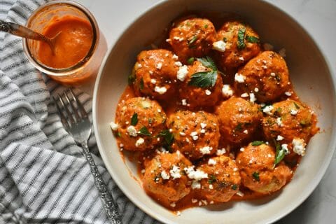 Boulettes de viande sauce aux poivrons rouges