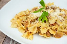 Farfalle aux chipolatas au Thermomix