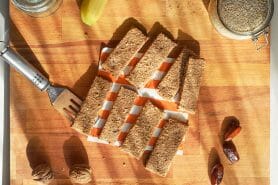 Barres de céréales à la banane, noix et dattes au Thermomix