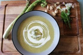 Crème d’asperges et pistaches au Thermomix