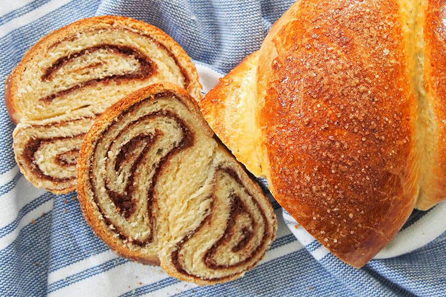 Cozonac - Brioche roumaine aux noix et chocolat au Thermomix