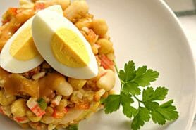 Salade de légumineuses aux bâtonnets de crabe au Thermomix
