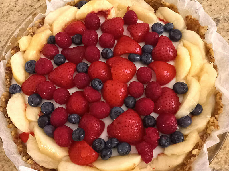 Tarte sans cuisson façon pana cotta et fruits rouges au Thermomix