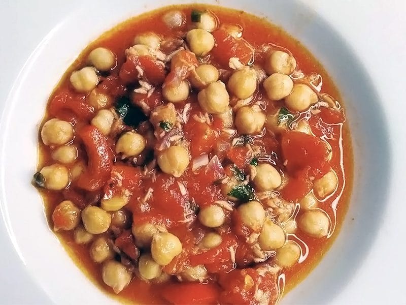 Mijoté de pois chiches à la tomate, thon et poivrons grillés au Thermomix