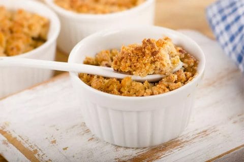 Crumble coco, poires et pommes