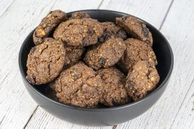 Biscuits chocolat, raisins et noisettes au Thermomix