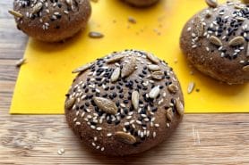Petits pains amande et sarrasin au Thermomix