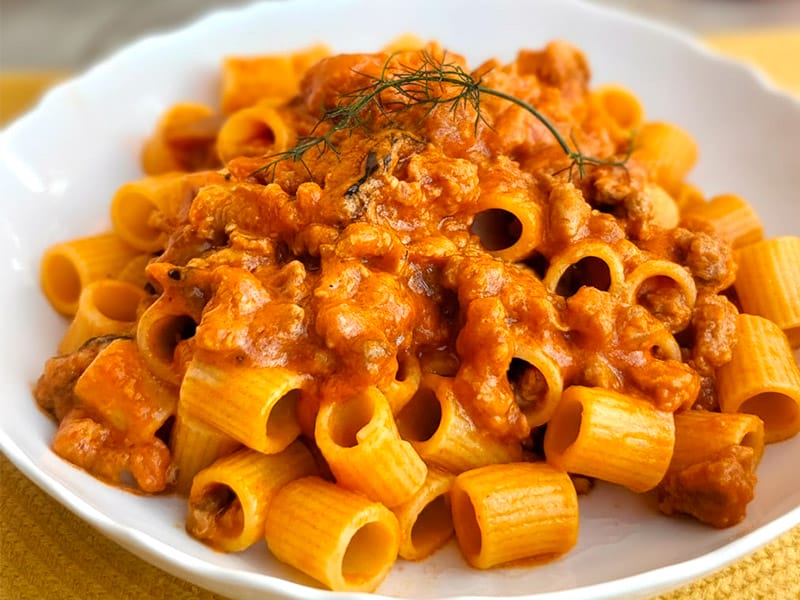Rigatoni façon bolognaise à la saucisse de Morteau au Thermomix