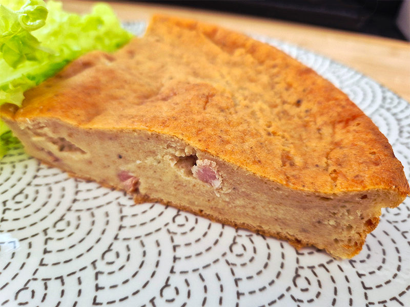 Pudding salé au pain et aux lardons au Thermomix