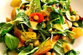 Salade de pommes de terre, pois chiches et épinards au Thermomix