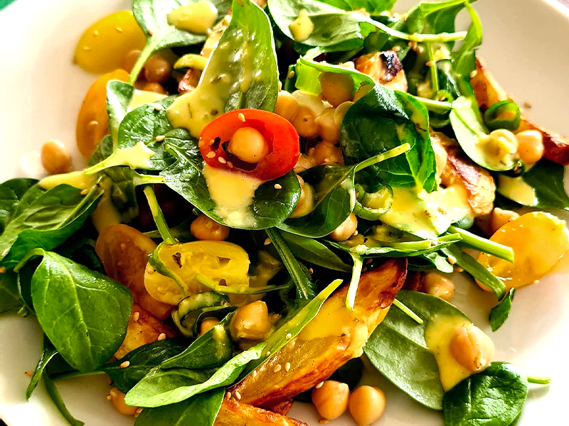 Salade de pommes de terre, pois chiches et épinards au Thermomix