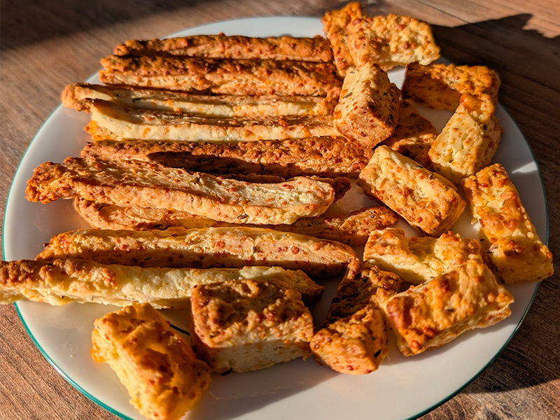 Sărățele – Biscuits salés au fromage et cumin entier au Thermomix