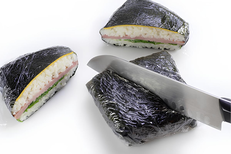 Découpage de l'onigirazu