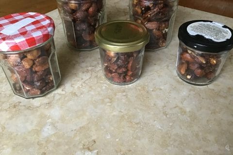 Cliquez pour zoomer ! Amandes grillées à la cannelle et au miel Thermomix par vivi5