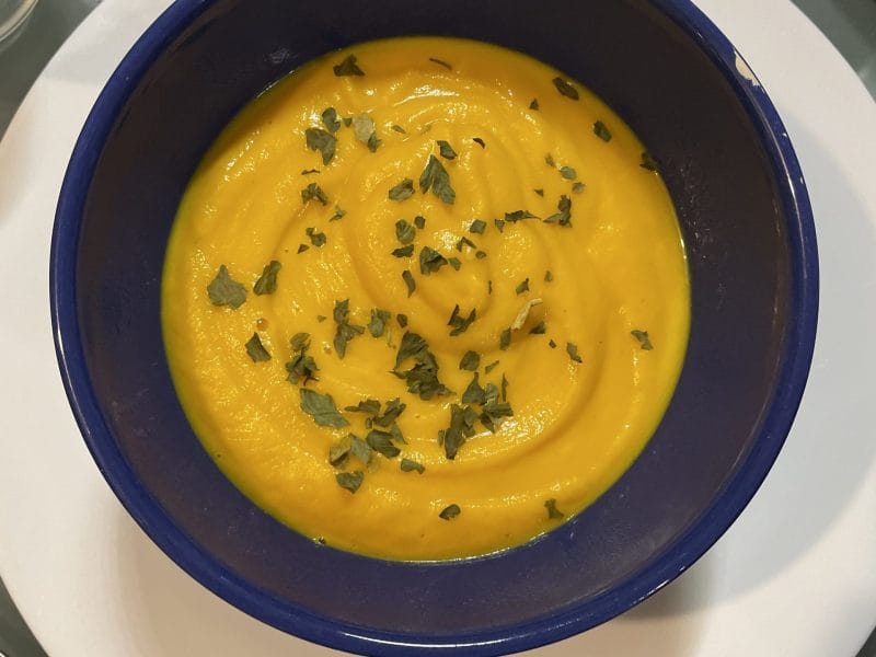 Cliquez pour zoomer ! Velouté carottes et navets au curry Thermomix par mathilde_689