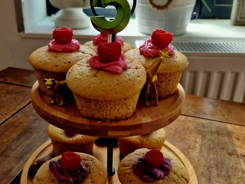 Cliquez pour zoomer ! Cupcakes à la framboise Thermomix par lisa_277