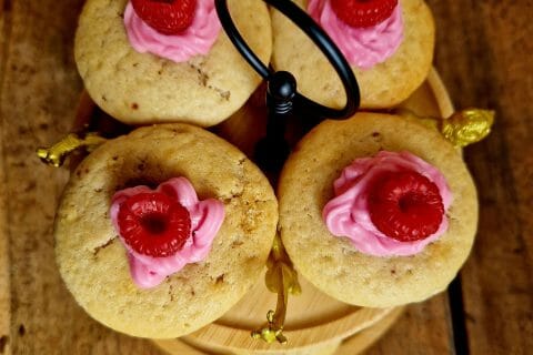 Cliquez pour zoomer ! Cupcakes à la framboise Thermomix par lisa_277