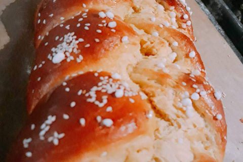Cliquez pour zoomer ! Brioche tressée à la mie filante Thermomix par aksilia