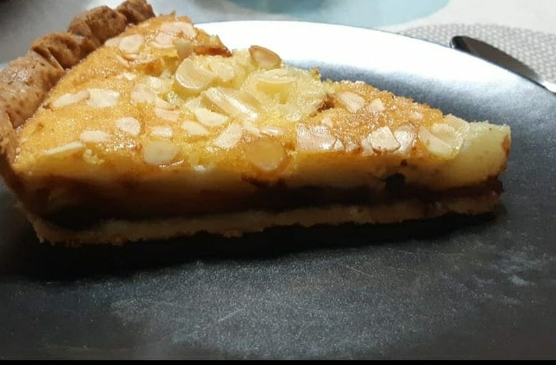 Cliquez pour zoomer ! Tarte aux poires sur lit de chocolat Thermomix par Sunnymax82