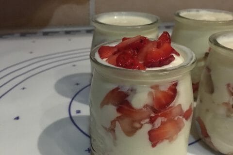 Cliquez pour zoomer ! Délices fraises et chocolat blanc au Thermomix