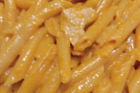 Cliquez pour zoomer ! Pennes au poulet, tomates et champignons au Thermomix