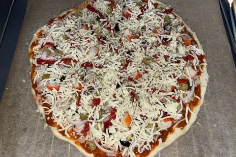 Cliquez pour zoomer ! Pizza au thon et aux olives Thermomix par wiwiith