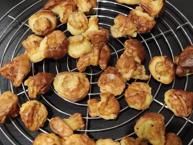 Cliquez pour zoomer ! Mini cannelés chèvre miel Thermomix par Ennane