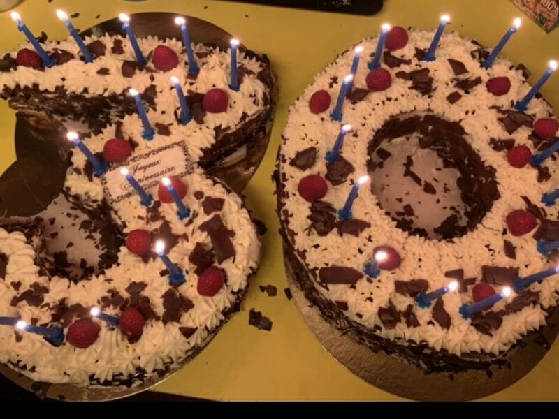 Cliquez pour zoomer ! Bûche forêt noire Thermomix par Lajulie