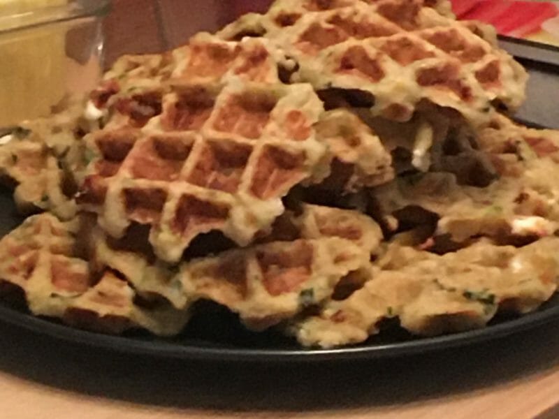 Cliquez pour zoomer ! Galettes de courgettes grecques Thermomix par Cocoxynel22