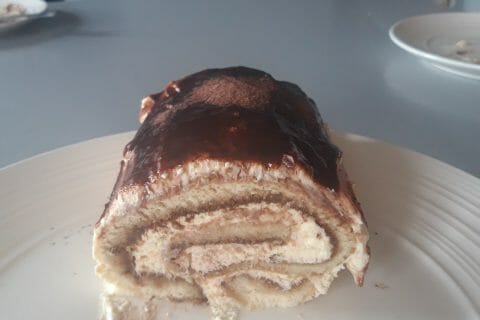 Cliquez pour zoomer ! Bûche Tiramisu Thermomix par Valou45110